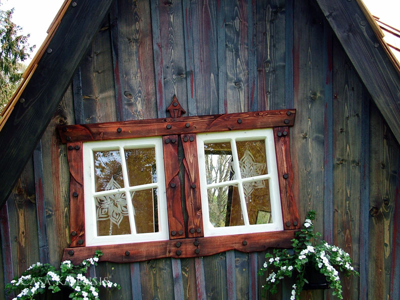 Casa Kaiensis Einzelstück Alte Martha Detail Fenster